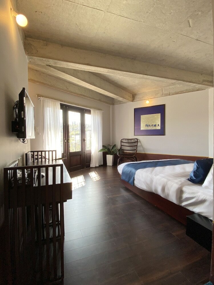 The Art - Laputa Boutique Hotel