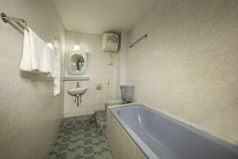 Oyo 718 Nu Hoang Hotel