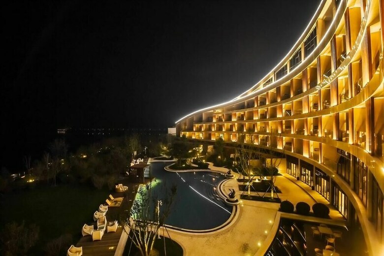 Xihai Holiday Hotel