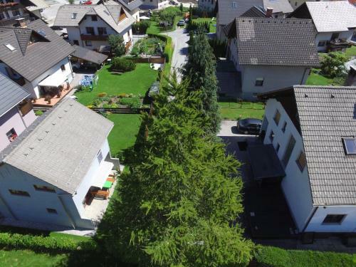 Apartments And Holiday Home Grohar