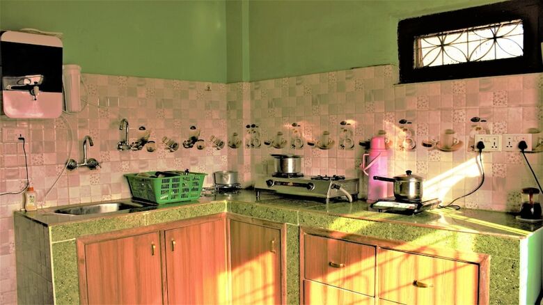 Hotel Nirmala Homestay