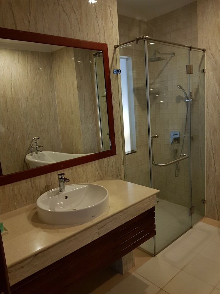 Angkor White Swan Hotel