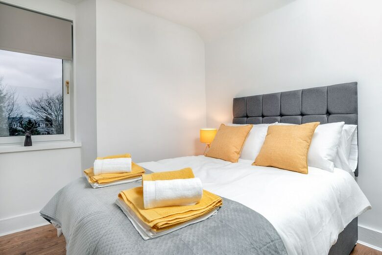 Highland Holburn Apartment