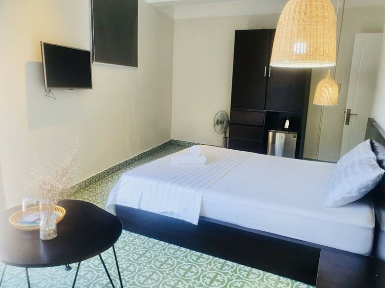 Hotel The Art - Lana Homestay