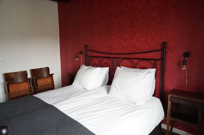 Hotel Le Voil� - Bistrot & Chambres D'h�tes