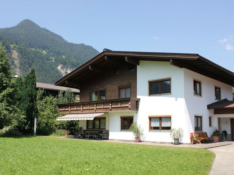 Apartamento Modern Villa In Schlitters Near Ski Area