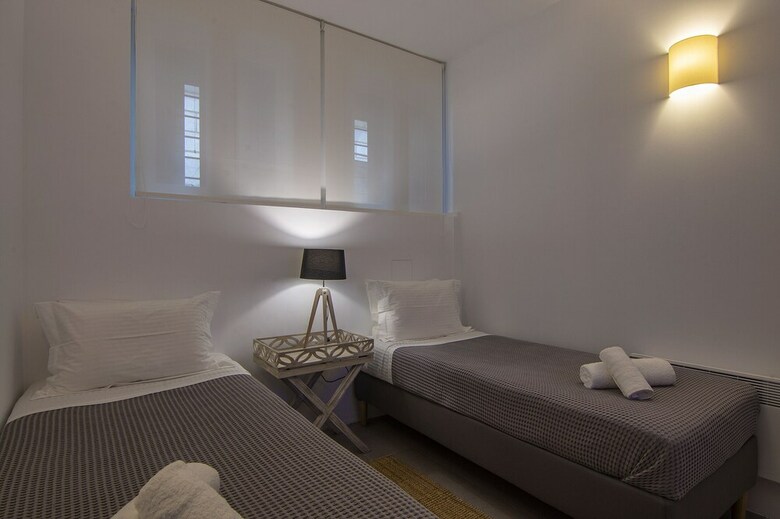 Hotel Art Pantheon Suites In Plaka