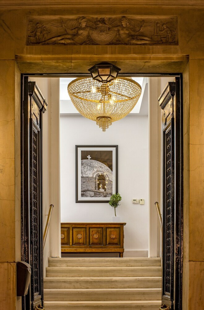 Hotel Art Pantheon Suites In Plaka