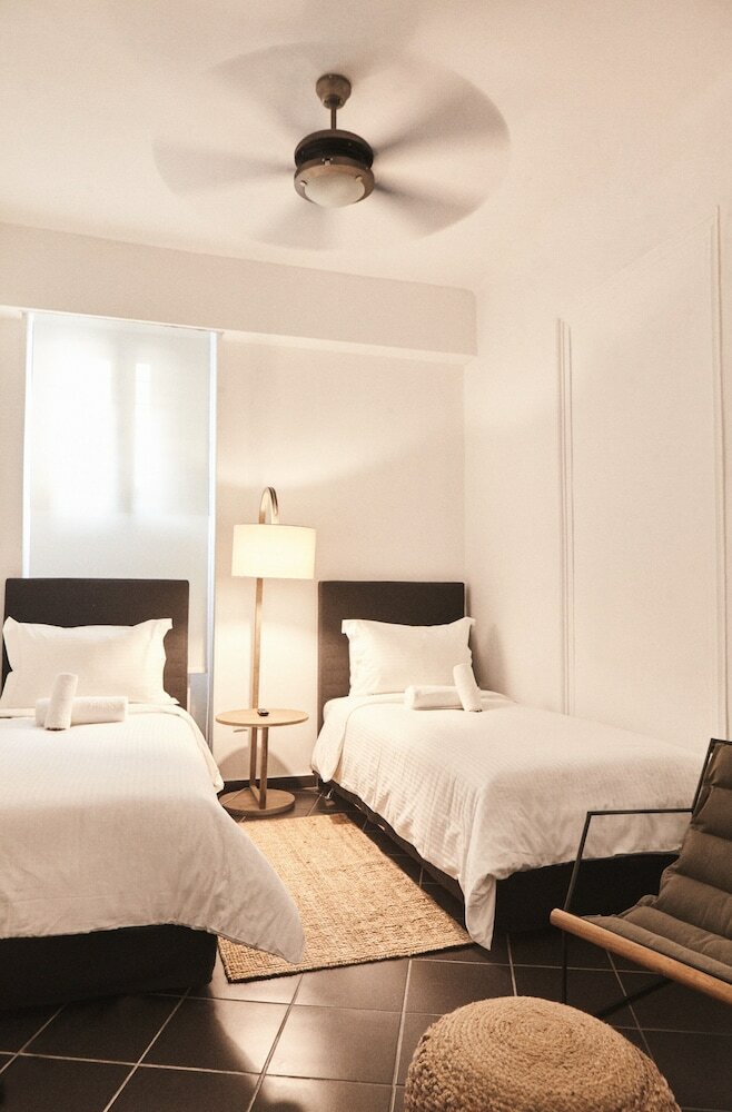 Hotel Art Pantheon Suites In Plaka