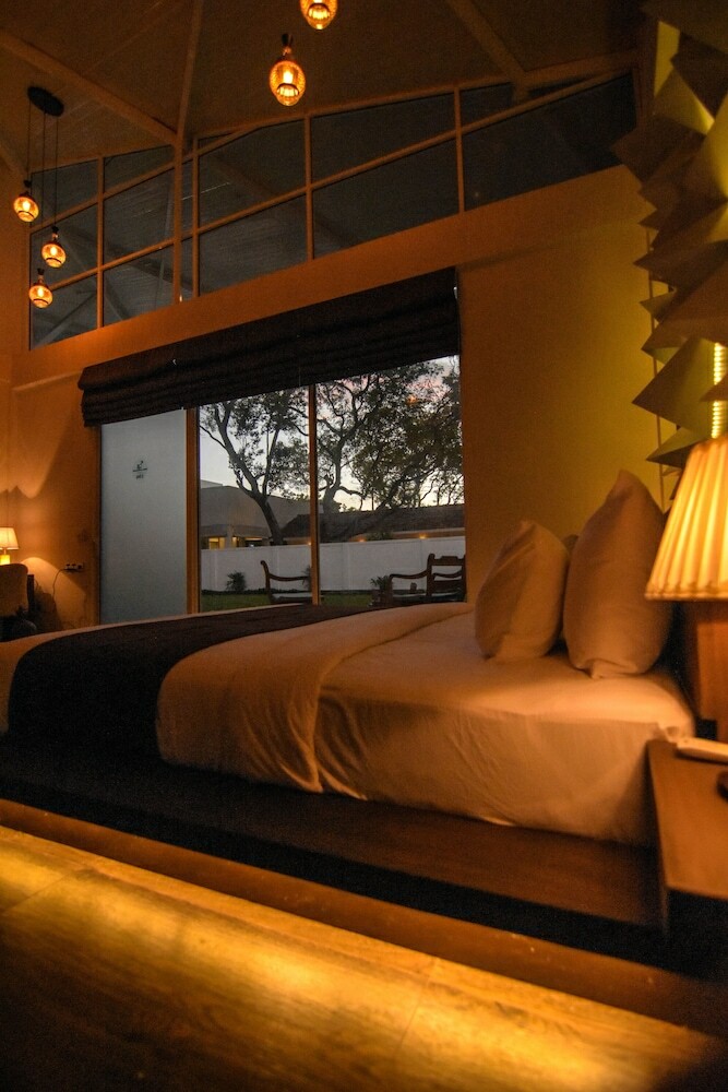 Bed & Breakfast Mawella Beach Resort