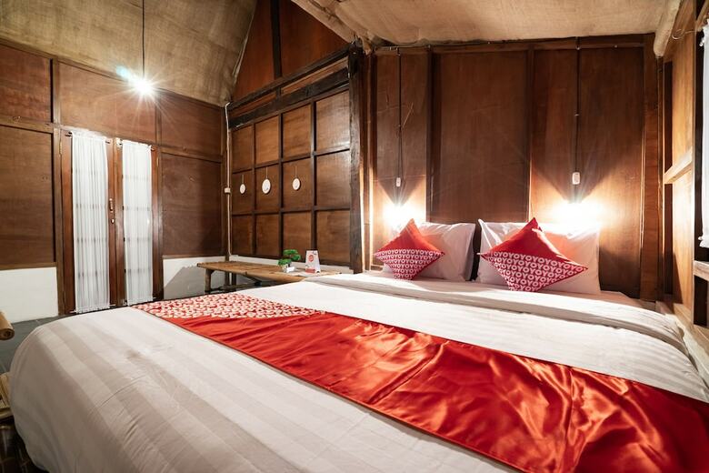 Hostal Oyo 2393 Omahe Nawung