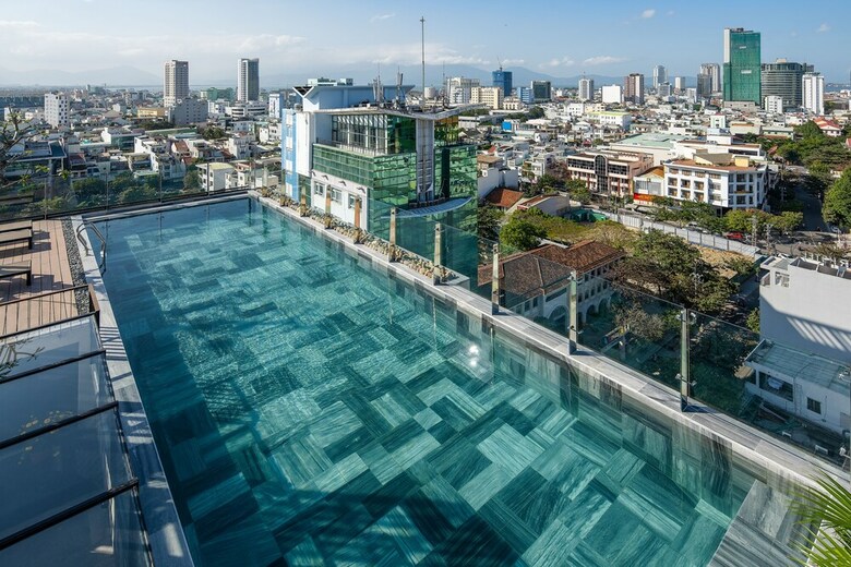 Seahorse Office And Hotel