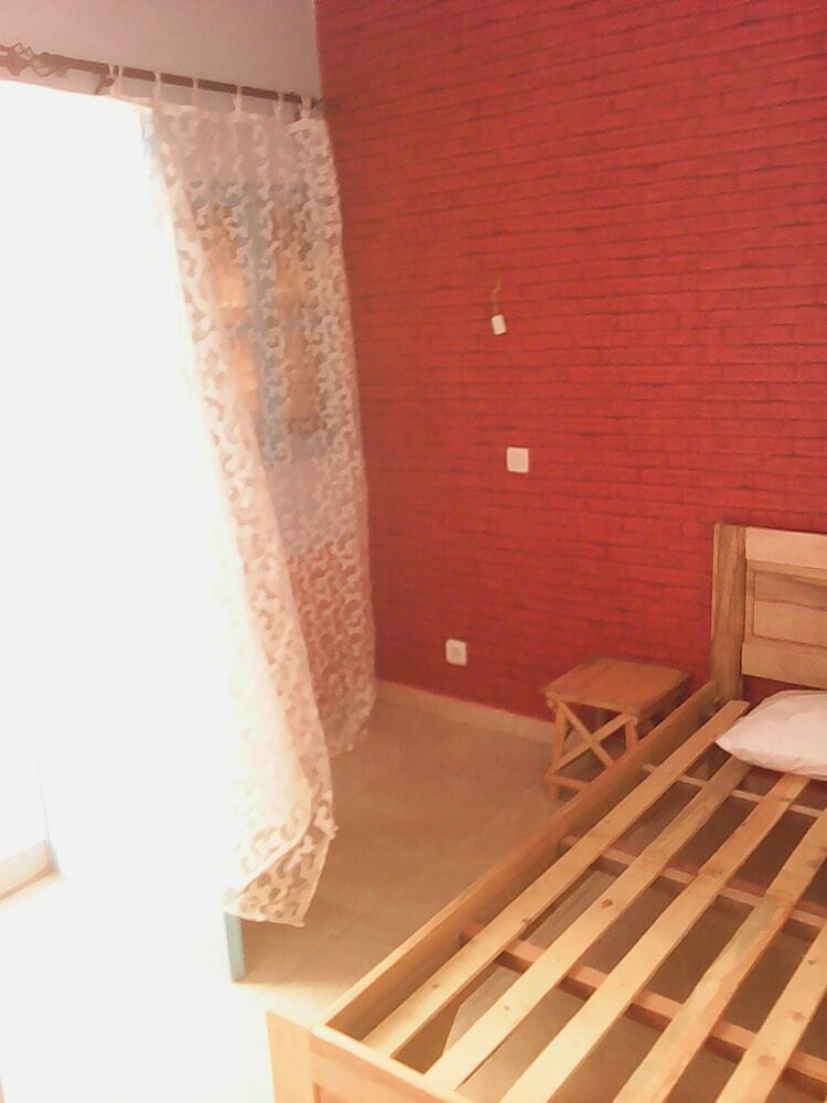 Hotel Crayons Couleurs T�ranga