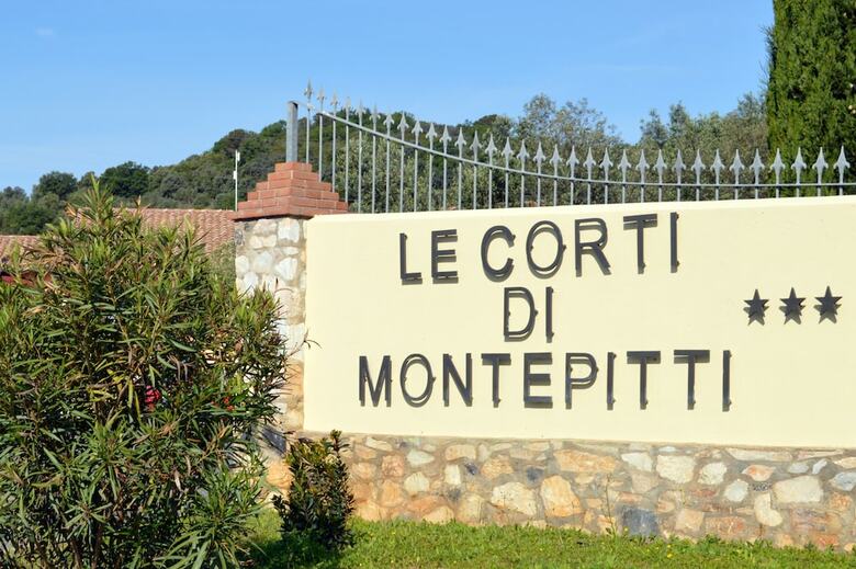 Residencia Le Corti Di Montepitti