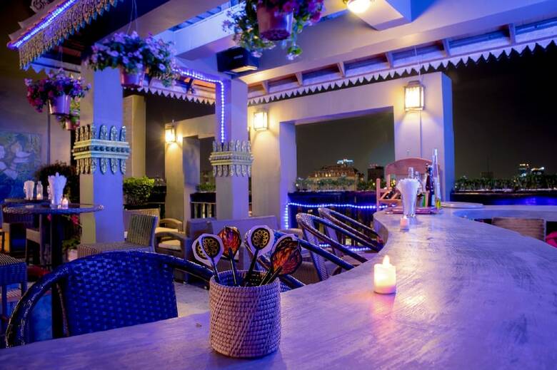 King Grand Boutique Hotel