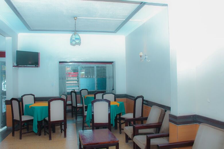 Parklands Villa Hotel.