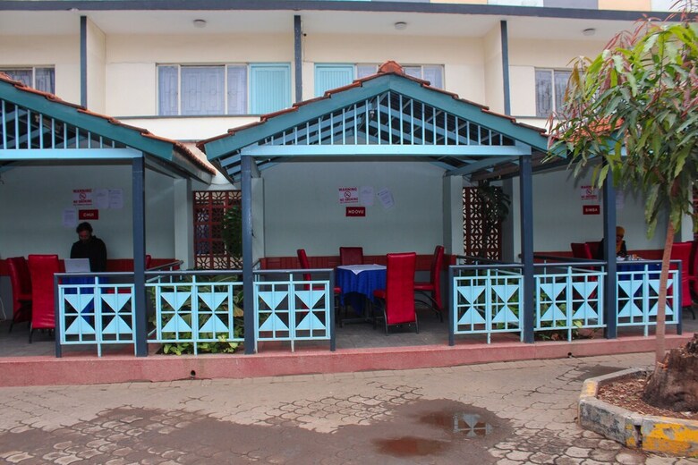 Parklands Villa Hotel.