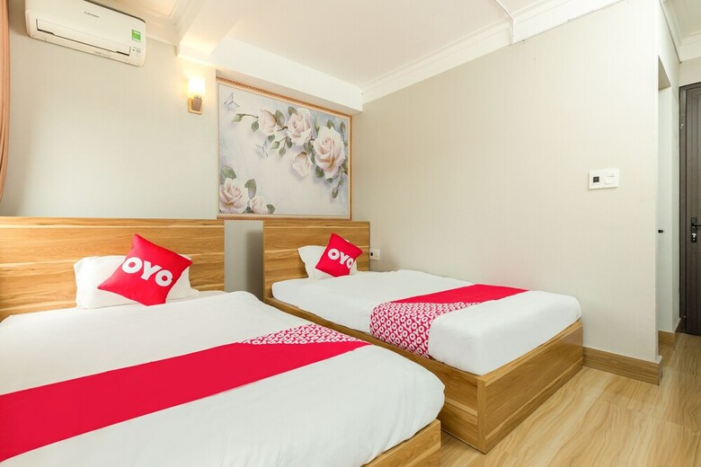 Oyo 800 Candy Hotel
