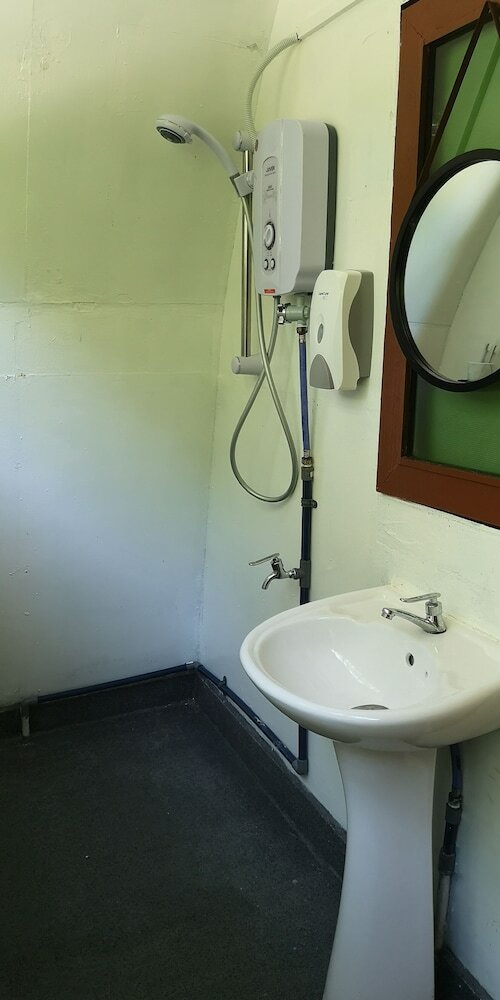 Hotel Nido Mantanani Lodge