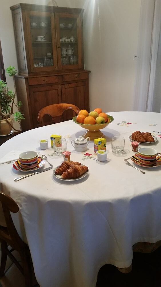 Bed & Breakfast Chambres Elisa & Etienne