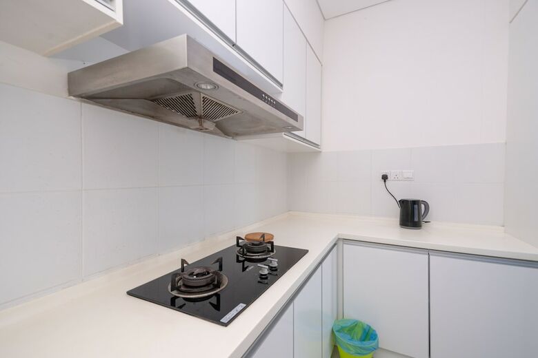 Apartamentos Oyo Home 89732 Marvelous 3br 1medini