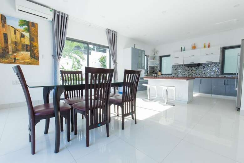 Villa Royal 2