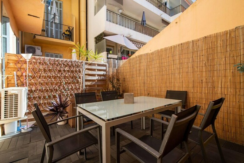 Pleasant Apartment With A Terrace - Cannes City Centre