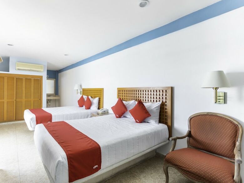 Oyo Hotel Gandhi