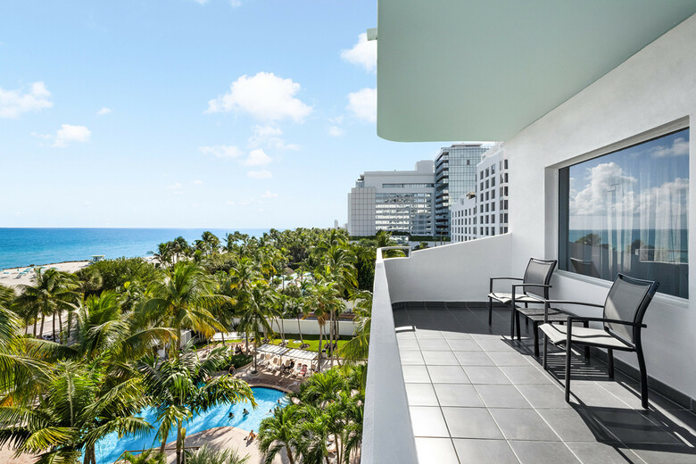 Hotel Riu Plaza Miami Beach