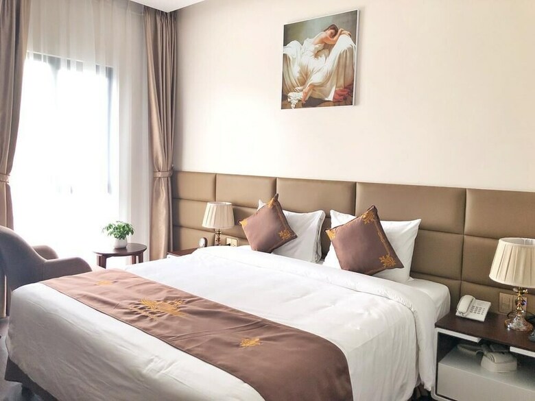 Diamond Luxury Hotel
