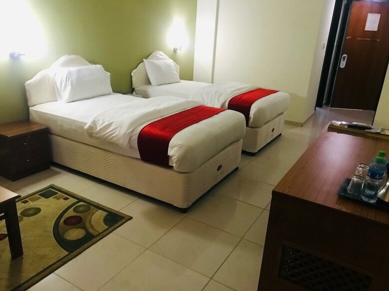 Al Rusayl Hotel