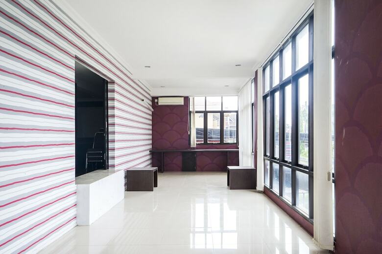 Oyo 1411 Djakarta Hotel Syariah
