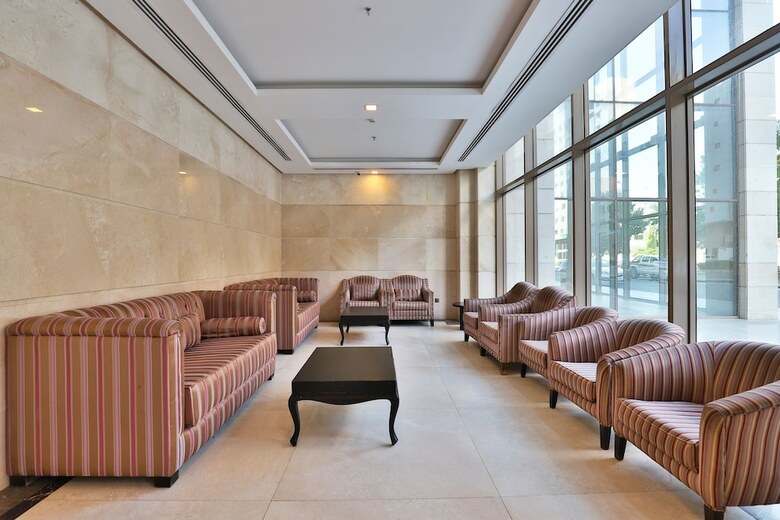 Oyo 403 Hidaya Towers Hotel