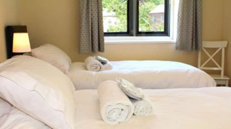 Cotswolds Valleys Accommodation Springfl
