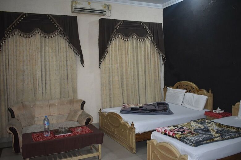 Hotel Kashmir International