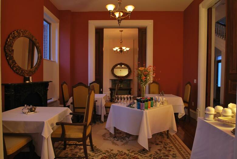 Posada Grand Center Inn