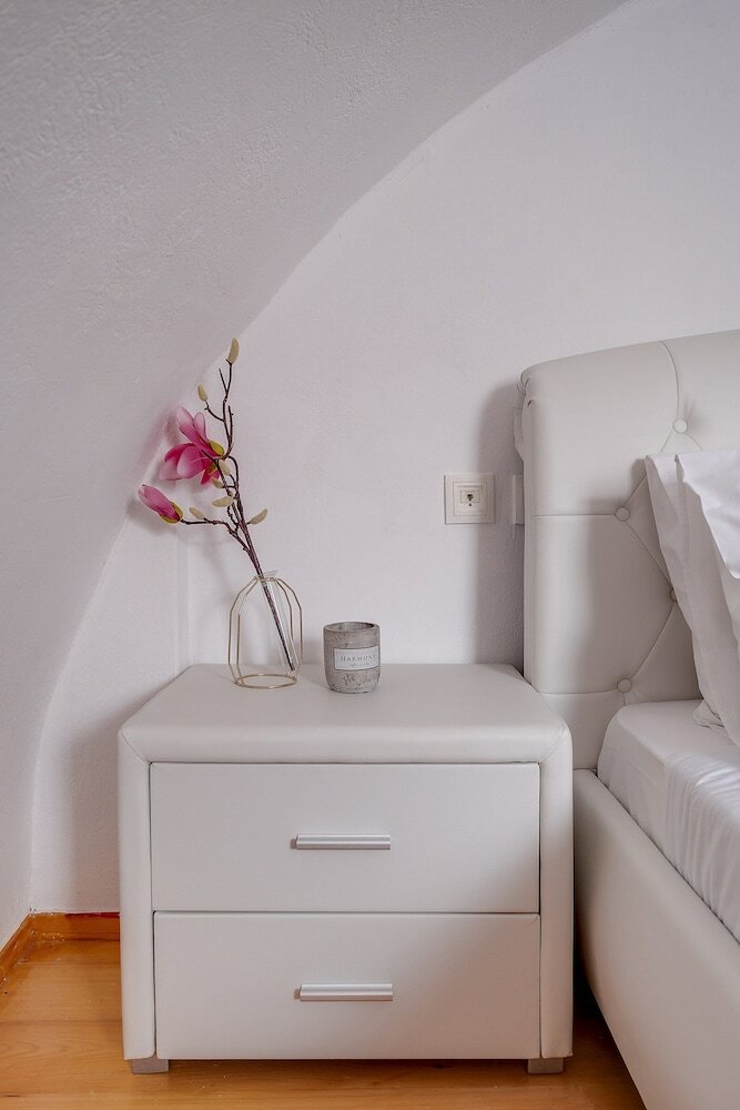 Paradise Traditional Cycladic House