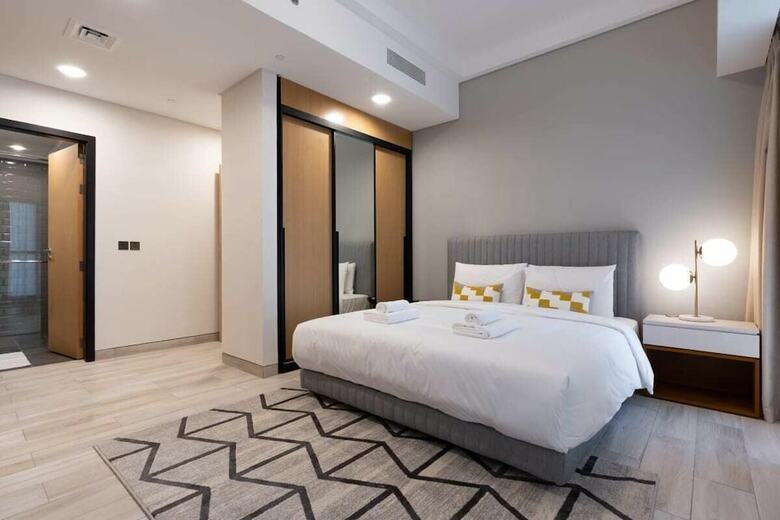 Contemporary 1br Apartment In Arjan Priv� Living