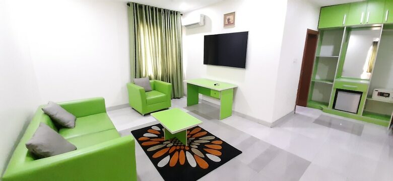 Greenwood Court Hotels & Suites