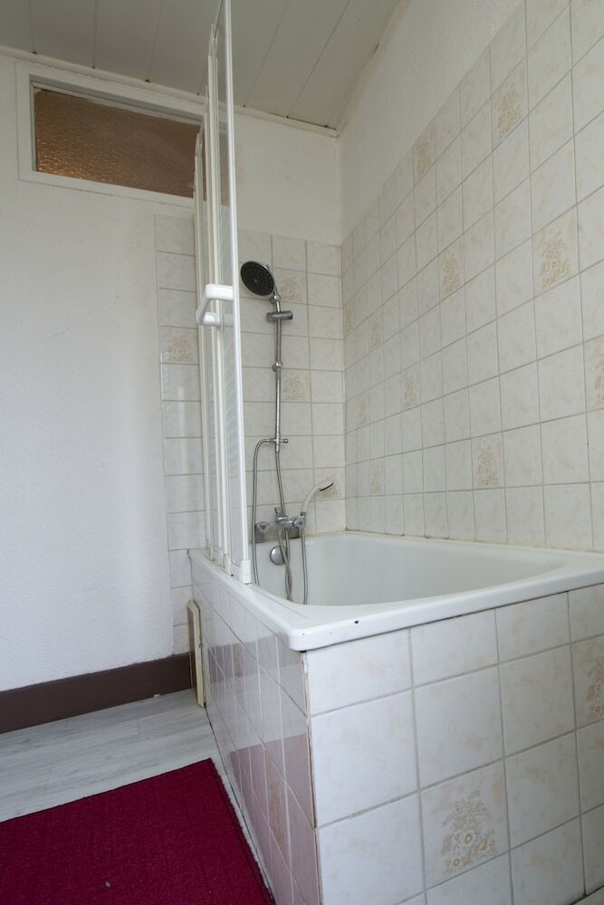 Apartamento Petit T1 � 100m Des Thermes