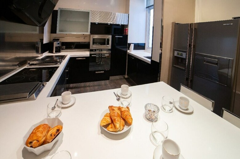 Apartamento Champs Elysee Jacuzzi Hammam Penthouse