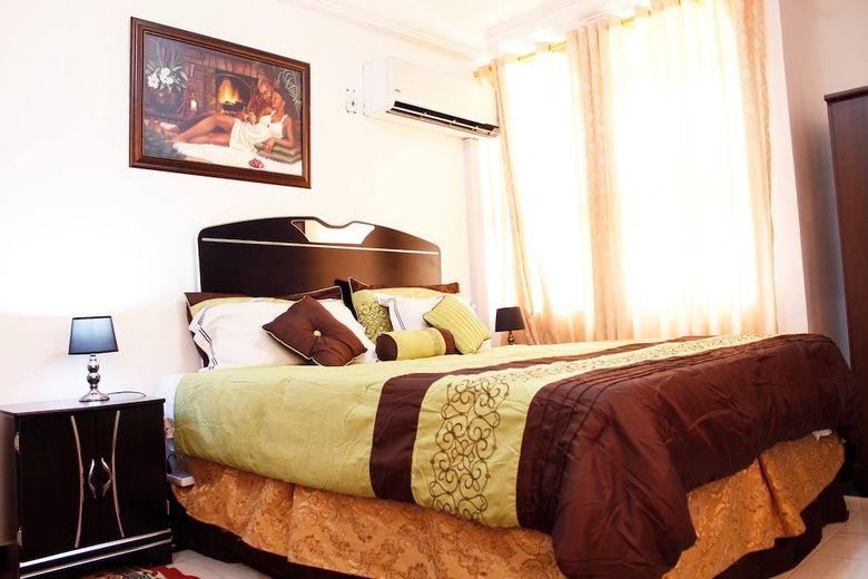 Aparthotel Golden Coast Hotel