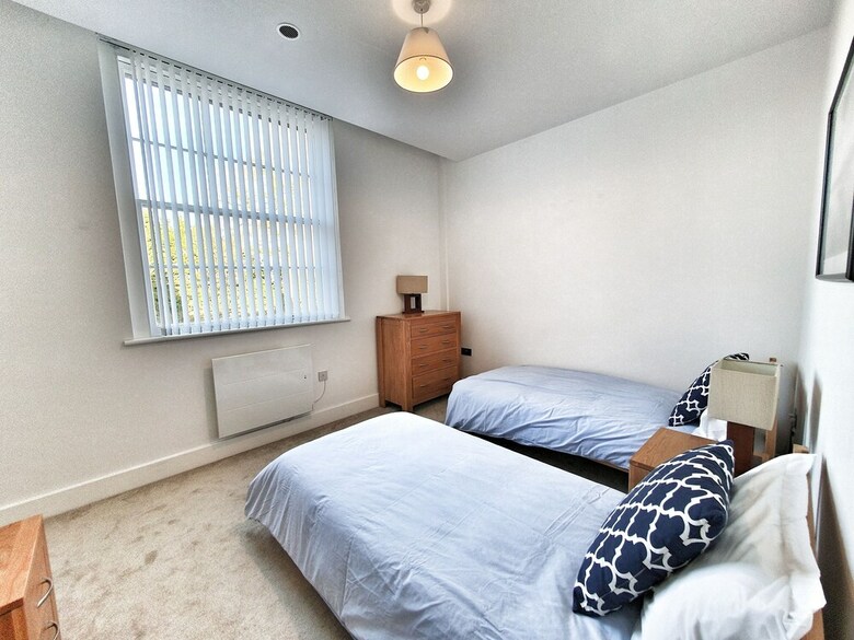 Modern Executive Apartment In Reading