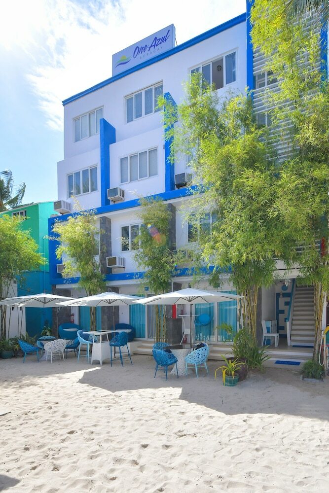 Hotel One Azul