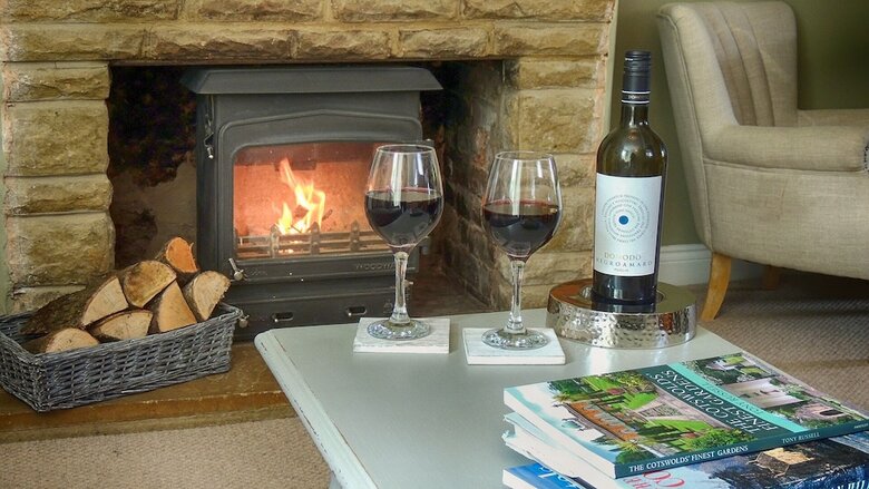 Cotswold Cottage Gems - Ivy Cottage
