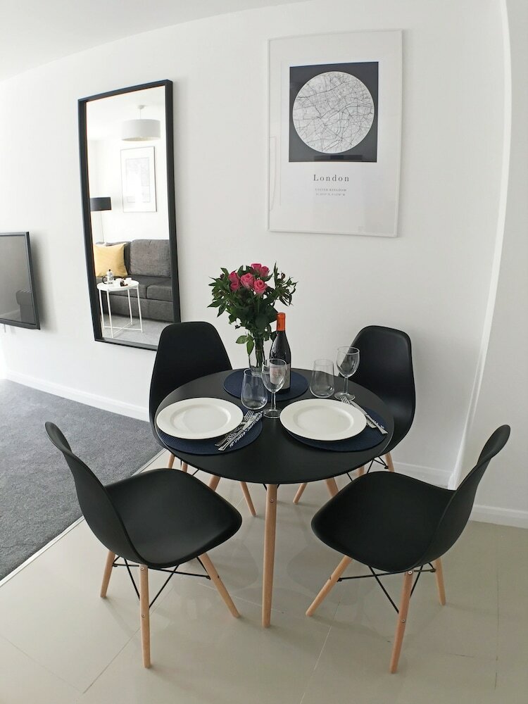 Luxury One Bedroom Apartment Aldershot