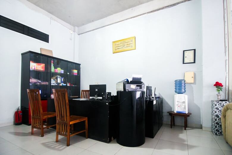 Hostal Oyo 2659 B'rasco Homestay
