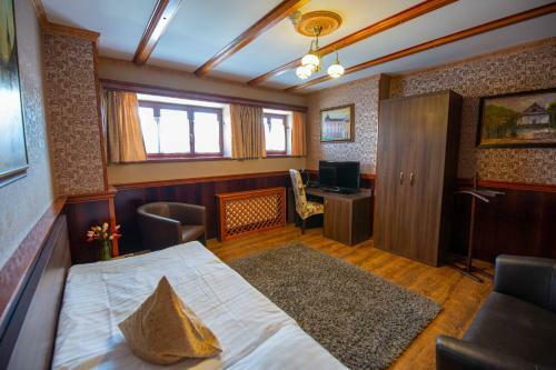 Hostal Hotel Kuria