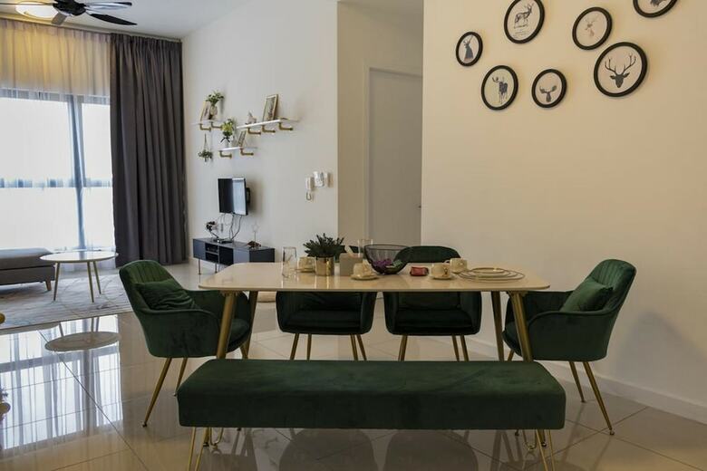 Apartamentos Le Pavillion Puchong By Widebed
