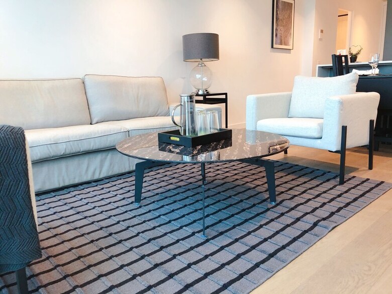 Cbd Amazing View 2 Bedrooms Apartments